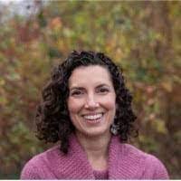 Tara Heffner's Instagram, Twitter & Facebook