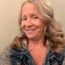 Roxanne Stanley's Instagram, Twitter & Facebook