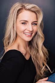 Jennifer Newberry's Instagram, Twitter & Facebook