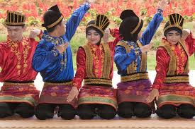 Maybe you would like to learn more about one of these? 6 Keunikan Tari Saman Tarian Khas Aceh Juara 1 Dunia