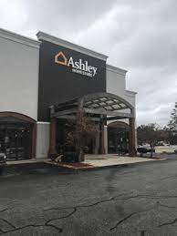 This bob's discount furniture location is just a short drive from some of the following cities and. Furniture And Mattress Store At 168 Daniel Webster Hwy Nashua Nh Ashley Homestore