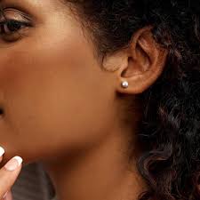 Amazon.com: Abbie+Cleo Cultured freshwater white pearl stud earrings