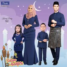 Biasanya, fesyen baju kurung moden jika dipakai oleh selebriti, ia akan menjadi kegilaan orang ramai. Buy Baju Raya 2021 Set Family Kurung Sedondon Ibu Anak Navy Blue Kod Croda Baju Melayu Ayah Anak Kurung Moden Daisy Seetracker Malaysia