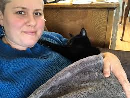 Characteristics of a Dull Woman, Hobbies and Interests