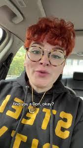 Amber Closson's Instagram, Twitter & Facebook