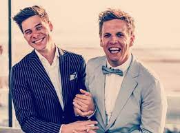 Stagg, jeanne kerr cross, jewel l. Hundreds Of People Would Like To Congratulate James Cooke Marriage