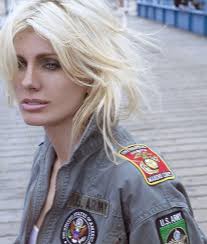 Sarah Buras's Instagram, Twitter & Facebook