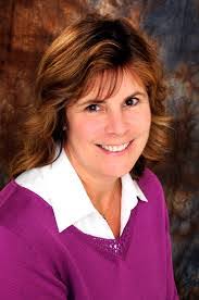 Leah Estevez's Instagram, Twitter & Facebook