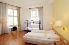 A&o karlsruhe hauptbahnhof is situated in the centre of karlsruhe in 25 minutes' walking distance from castelo de gottesaue. A O Karlsruhe Hauptbahnhof Hotel Karlsruhe Germany Overview