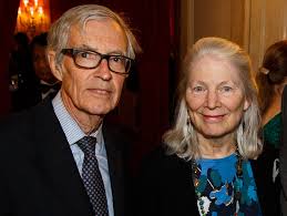 3 Wiener Lab Inauguration 5 New Summer Seminars 6 Meet the Regular Members  7 Q&A with Jenifer Neils A T A THENS 15 Internati