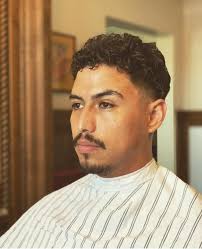 Oscar Spooky Diaz shtoi një fotografi...