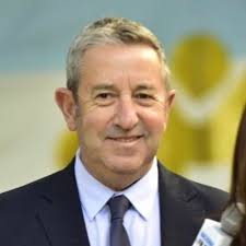 Stream Julio Cobos recuerda el momento de su voto "No Positivo" by Juan  Jose Postararo