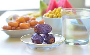 Tetapkan target yang realistis, goals yang bisa dicapai, ingin turun berat badan sebanyak apa, jelasnya. Menu Buka Puasa Agar Berat Badan Turun Grasmi