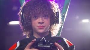 Hey Happy Sunday! If you’re looking for a super fun way to spend a few  minutes head