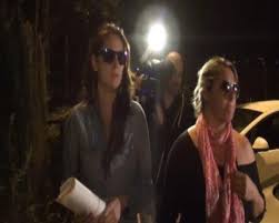 Elia y Eloisa Muñoz, rotas de dolor, hacen piña en los momentos más  difíciles de su vida.