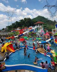 Kolam renang membuka loket penjualan tiket dari pukul 08.00 s.d. Tiket Masuk Victory Waterpark Soreang Bandung 2021 Wahana Dan Keunikan