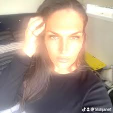 Hey 👋 Is anyone selling budgies? After two. (Not from the pet shop)