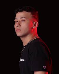 Choreographer available for summer/fall bookings