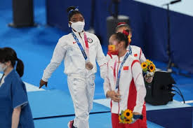 Simone biles said tuesday that her bronze medal win on the balance beam in tokyo means more than her gold medals because it represents. Vsngfhkf Jwum