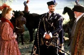 Umírající královna už nemá dost sil a jediným potenciálním. Kralovna Alzbeta Elizabeth 1998 Csfd Cz