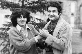 Ils sont disséminés un peu partout, à l'autre bout du monde, je ne. Pierre Perret Les Caracteristiques D Une Relation Heureuse Avec Sa Rebecca Depuis 58 Ans