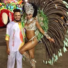 يمكنك عرض الملفات الشخصية للأشخاص الذين يحملون اسم ‏‎adriana ferrari‎‏. Pintou Na Folia On Twitter Adriana Ferrari Carnaval2018 Tommaior Samba Fantasia Https T Co 0cdqnhcmmt