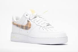 Then you can customise 13 components: Bplaid Custom Nike Air Force 1