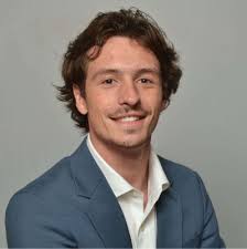 Heureux de partager une nouvelle étape dans mon parcours ! Je rejoins  Lactalis Lait en tant que Chef de Secteur pour une alternance d'un an, au  sein du Sales Lab Lactalis. Une