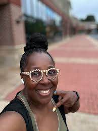 Yolanda C Perry (@yolandaworldwide1) • Instagram photos and videos