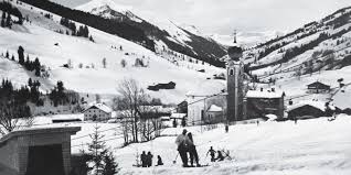 Informationen über das skigebiet saalbach hinterglemm leogang fieberbrunn (salzburger land) mit pistenplan, schneehöhen, skiwetter, skipasspreisen, testberichten und webcams. Saalbach Ein Skiort Mit Geschichte
