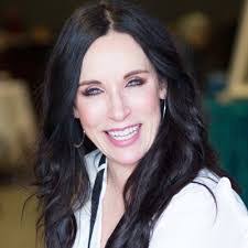 Kris Reece's Instagram, Twitter & Facebook