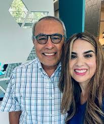 Laura Laredo's Instagram, Twitter & Facebook