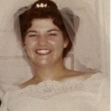 Lori Climer's Instagram, Twitter & Facebook