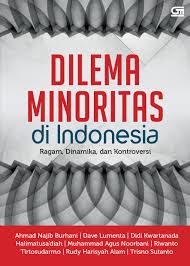Penjelasan yang meliputi pengertian, penyebab, jenis diskriminasi, bentuk, cara menghindari dan contoh. Resensi Buku Dilema Minoritas Di Indonesia Buku Koran Tempo Co