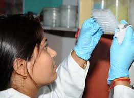 Report 2009_with res scholars.indd