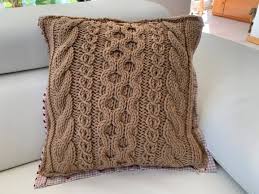 2x 50x50 cm 1x 75x60x5cm material: Handgestricktes Beiges Kissen Mit Stoffruckseite Im Landhausstil