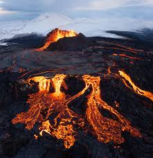 The term 'lava' is also used lava, which is exceedingly hot, can be very fluid, flowing almost like syrup, or it can be extremely stiff. Lava Frenzy Shooting Fagradalsfjall Volcano In Iceland Digital Photography Review