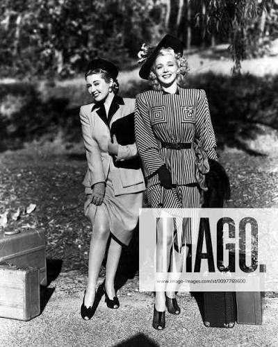 TOPPER RETURNS, Joan Blondell, Carole Landis, 1941 Courtesy Everett  Collection !ACHTUNG