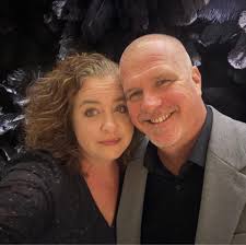 can we bring a to go box through airport security?