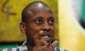 Lungisa was found guilty of assaulting a da councillor. Andile Lungisa Exchanging Chocolates With His Assault Victim Supporters