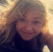 Book Review: In the Woods