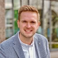 100+ profilů „Varwig“