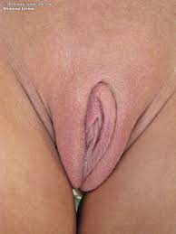 xpics.me- قَضيبٌ اِصْطِنَاعِيّ Shawna Lenee takes her sexy...