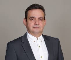 Gilberto Serrano's Instagram, Twitter & Facebook