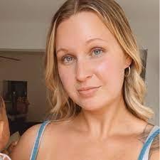 Ashley Stepp's Instagram, Twitter & Facebook