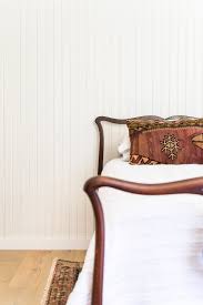 Amazing gallery of interior design and decorating ideas of white paneled walls in bedrooms, living rooms, dens/libraries/offices, girl's rooms, bathrooms, laundry/mudrooms, kitchens, entrances/foyers by elite interior designers. How To Paint Wood Paneling Maison De Pax