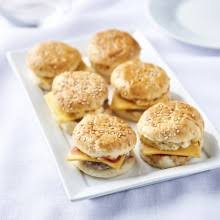 Petit Four Mini Cake Feuillete Aperitif Mini Muffins Auchan Traiteur