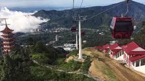 Disembark at the midway point and explore the chin swee caves temple and its scenic surroundings Genting Cable Car Genting Skyway Glass Floor And Normal Floor Genting Highlands Youtube