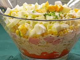 Claudis Schichtsalat Von Witzig Chefkoch Rezept Rezept Schichtsalat Rezepte Schichtsalat