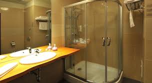 Ana, grand hotel balvanyos**** se bucura de un cadru natural care imbina linistea si aerul proaspat al peisajului montan cu valoarea de exceptie a locatiei, in asa fel incat taxa de statiune se achita la receptie. Paste La Best Western Grand Hotel Balvanyos Baile Balvanyos Olimpia Travel